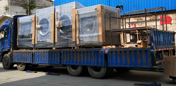 4臺洗衣房設備進駐江門頂益食品有限公司 4臺洗衣房設備進駐江門頂益食品有限公司